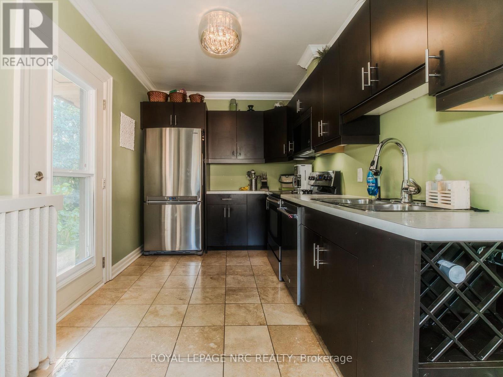 1 College Street, St. Catharines, Ontario  L2R 2W6 - Photo 11 - X14116850