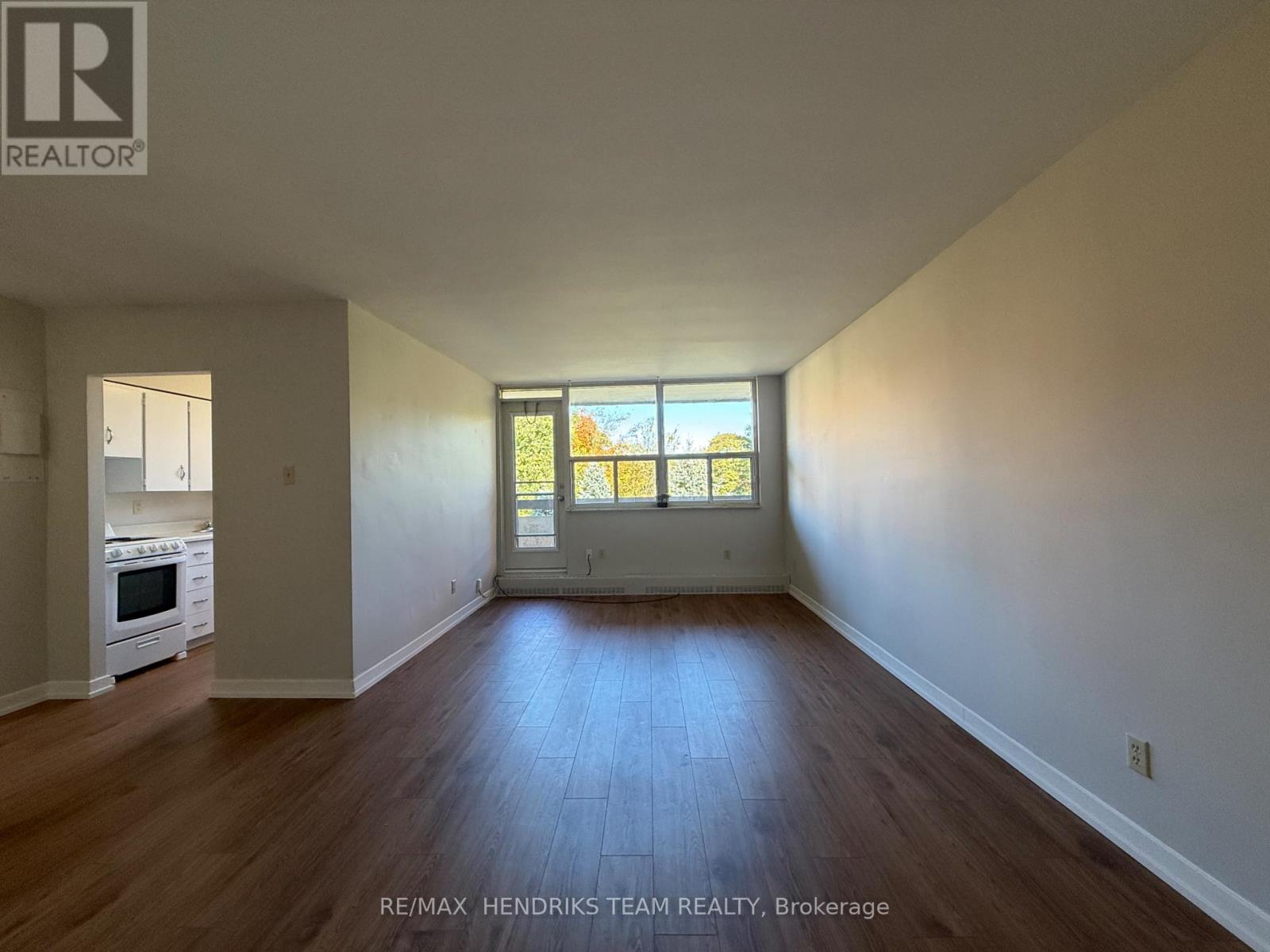 205 - 156 Fitch Street, Welland, Ontario  L3C 4V6 - Photo 4 - X14116950