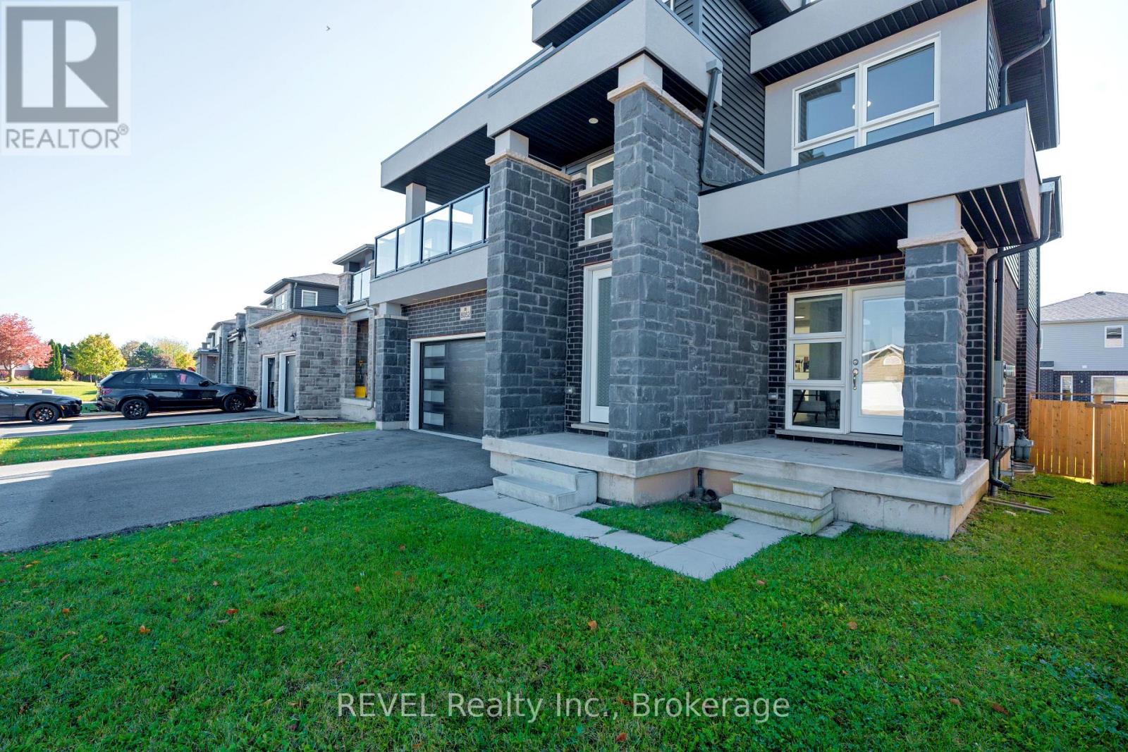 8052 Citation Road, Niagara Falls, Ontario  L2H 3H7 - Photo 3 - X14117334