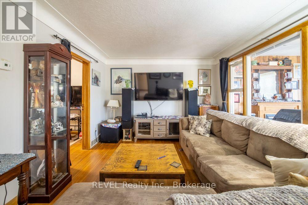 1582 Creek Road, Niagara-On-The-Lake, Ontario  L0S 1J0 - Photo 10 - X14117402