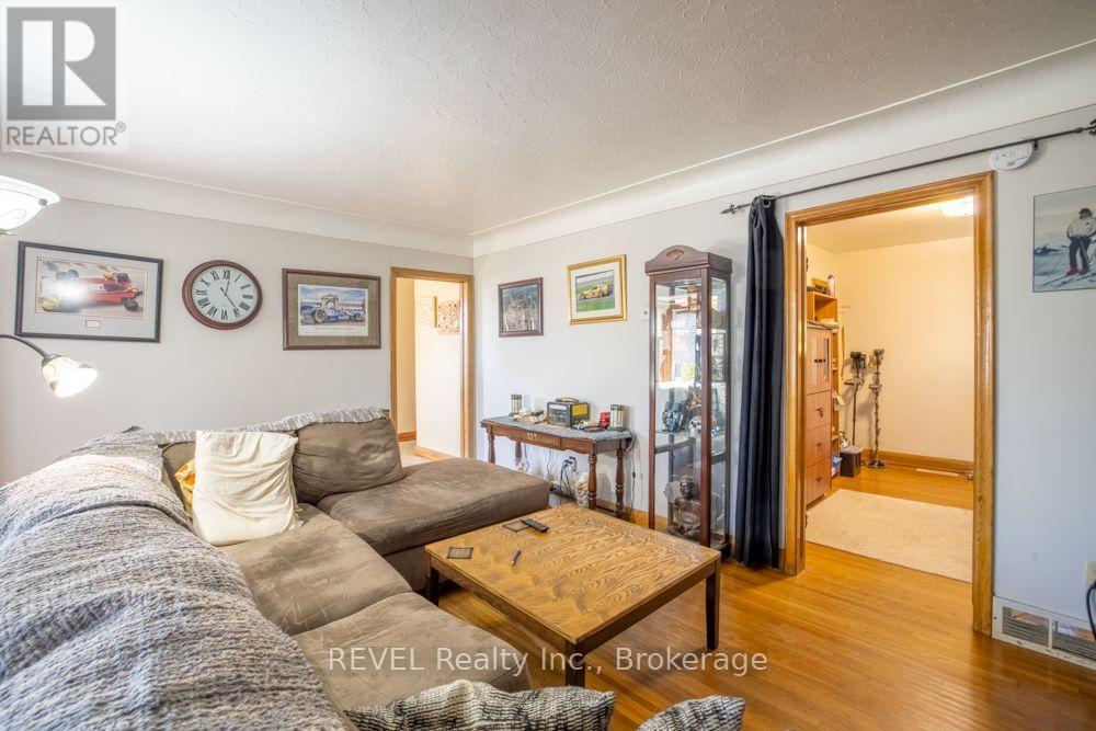 1582 Creek Road, Niagara-On-The-Lake, Ontario  L0S 1J0 - Photo 12 - X14117402