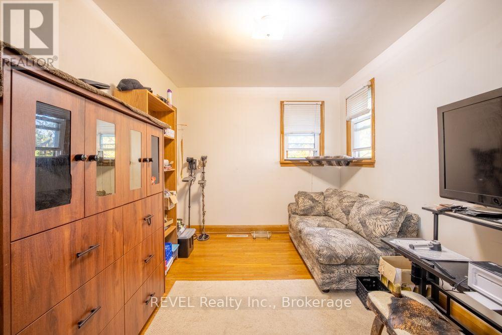 1582 Creek Road, Niagara-On-The-Lake, Ontario  L0S 1J0 - Photo 13 - X14117402