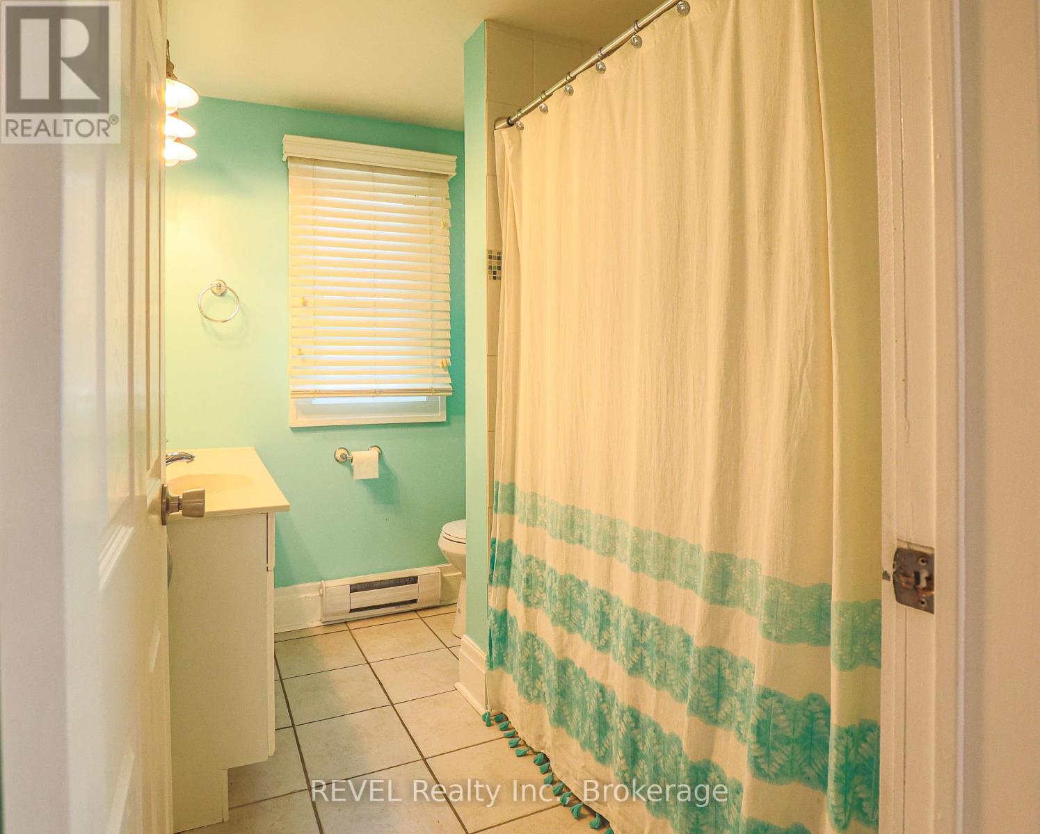 3 Victoria Street, St. Catharines, Ontario  L2S 2K8 - Photo 15 - X14117472