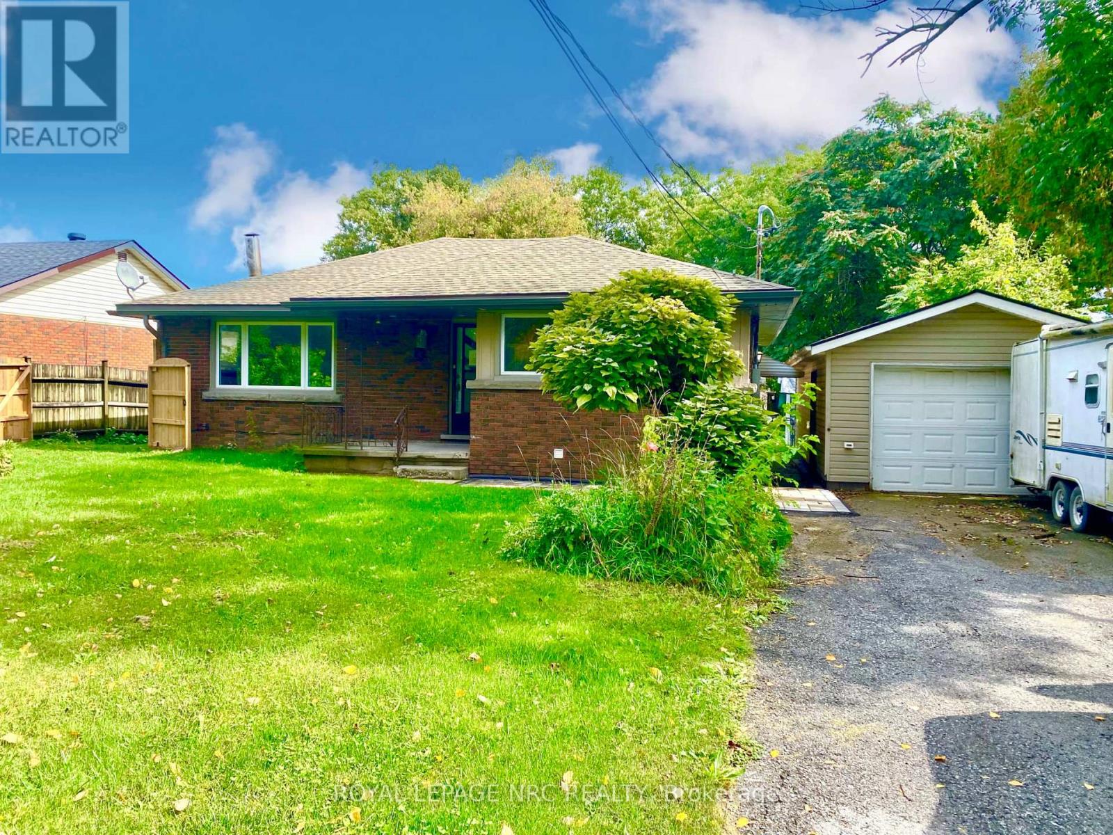1986 STANLEY AV AVENUE, Niagara Falls, Ontario