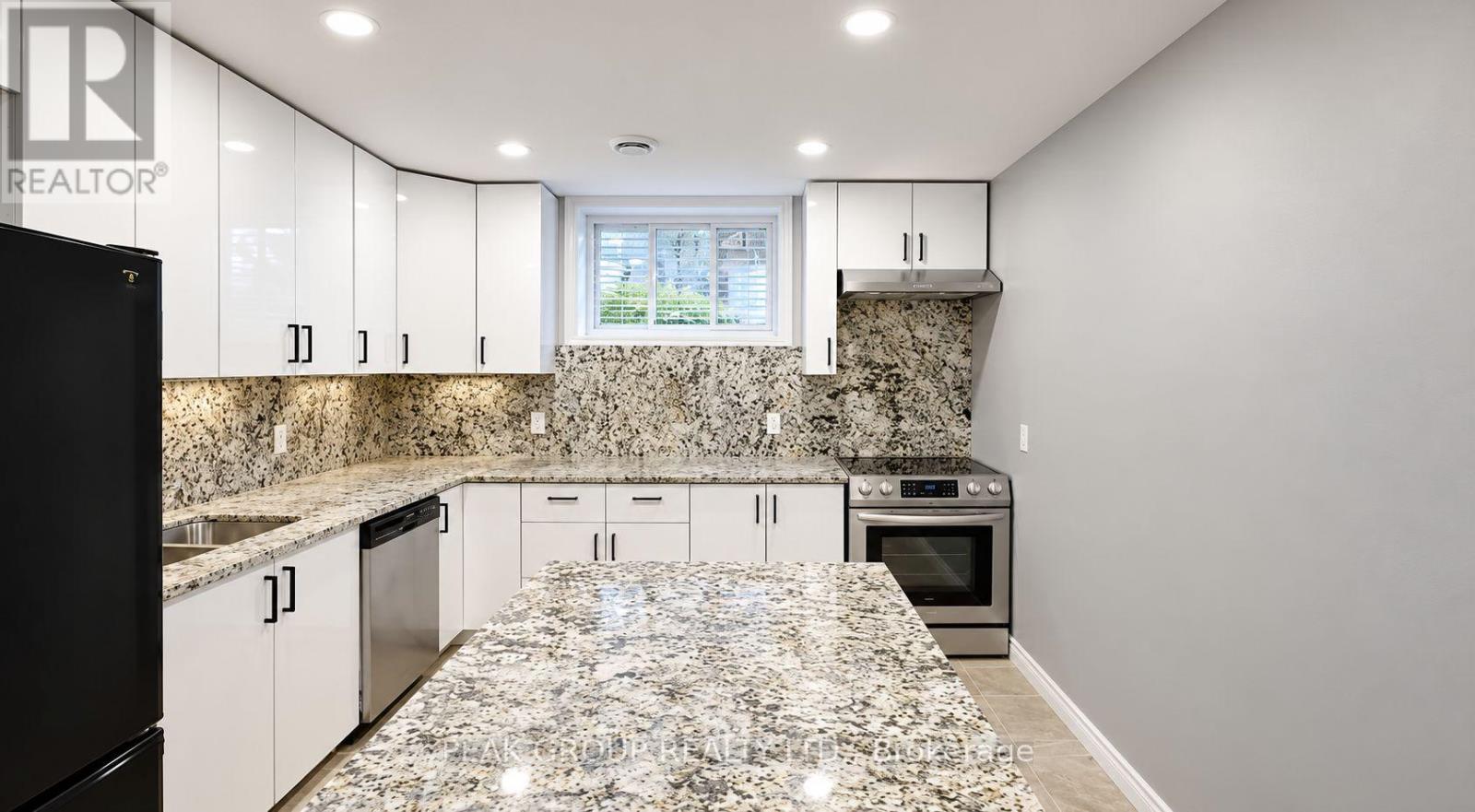 Lower - 4567 Ryerson Crescent, Niagara Falls, Ontario  L2E 1E3 - Photo 2 - X14117834